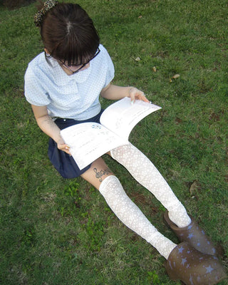 Round Collar Gathered Polo Neck Dot Puff T-Shirt