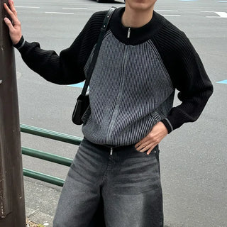 Two-tone raglan knit zip-up