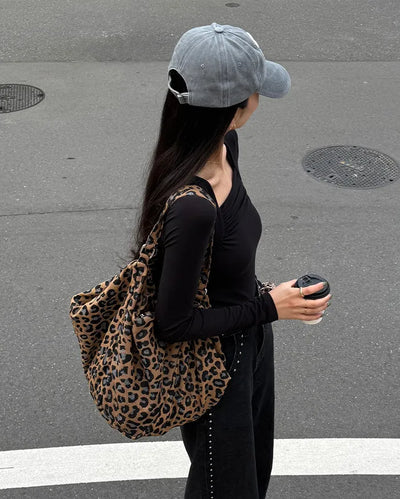 Patterned shoulder bag