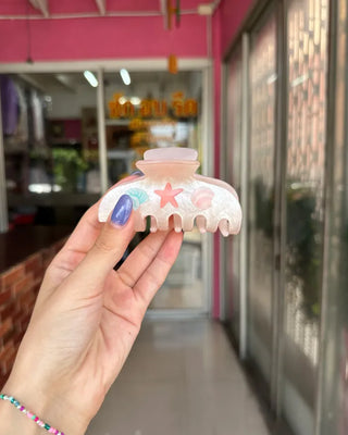 Marine Point Round Hair Clip