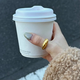 Twisted Bold Ring
