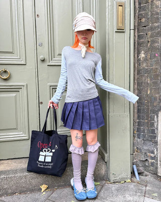 Simple pleated mini skirt