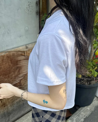 Basic semi-cropped T-shirt