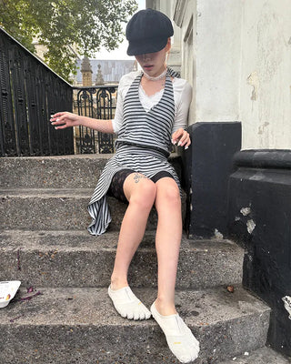 Simple suede newsboy cap