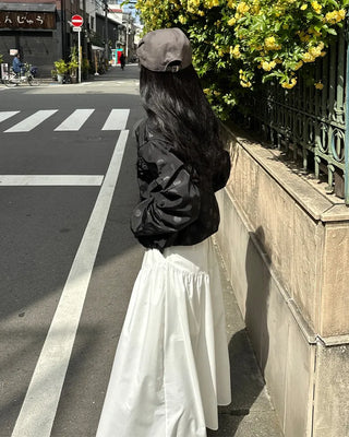 V-neck shirred long skirt
