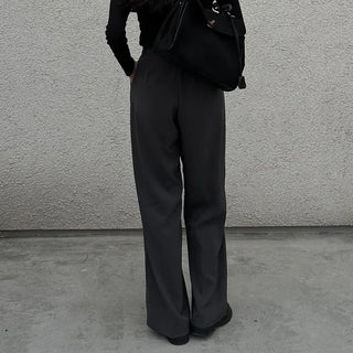 One-pintuck wide slacks