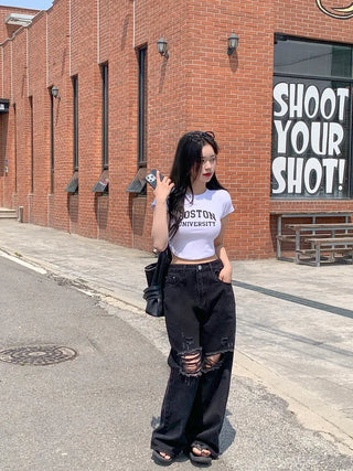 Lettering Slim Fit Cropped T-Shirt (4 colors)