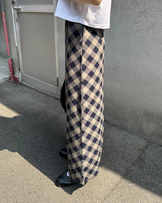 Checked long skirt