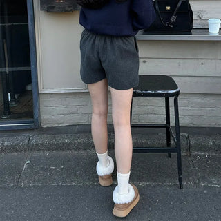 Wool banding shorts