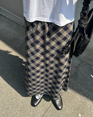 Checked long skirt