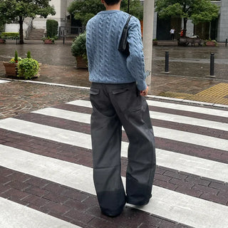 Wide-leg slacks with side pleats