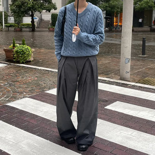 Wide-leg slacks with side pleats