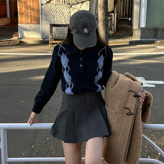 One-pocket pleated mini skirt