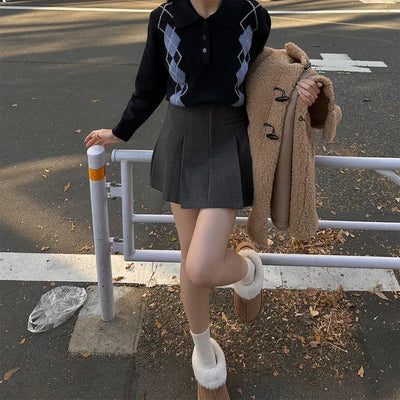 One-pocket pleated mini skirt