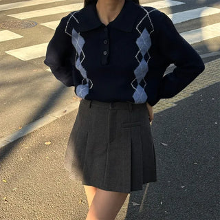 One-pocket pleated mini skirt