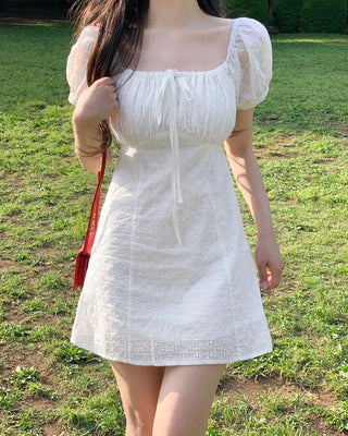 Punching Ribbon Dress