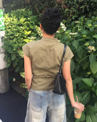 Cap-sleeve drawstring pocket button blouse