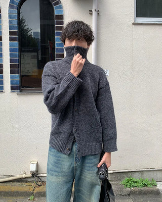 High-neck button-point cardigan