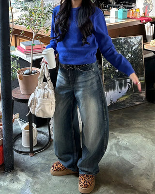 Round neck semi-cropped fine-gauge knit
