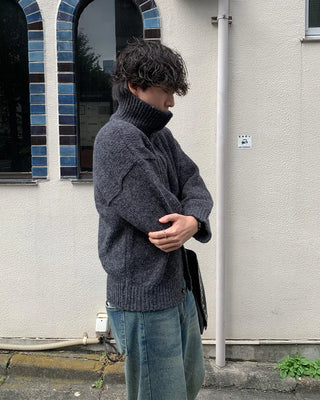 High-neck button-point cardigan