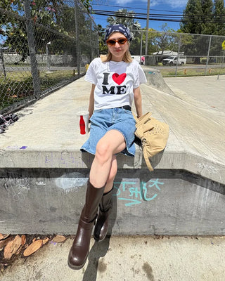 Straight-leg denim shorts