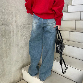 Half-moon shoulder bag