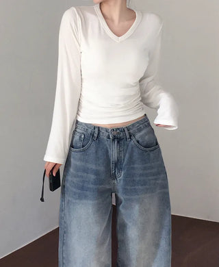 Shirred V-neck T-shirt