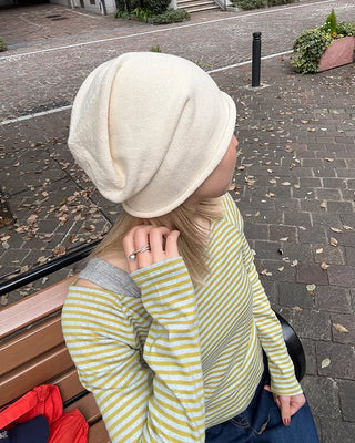 Rolled hem knit beanie