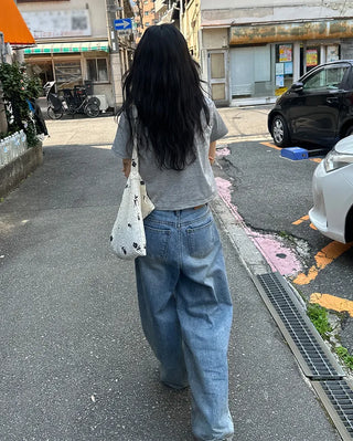 Basic semi-cropped T-shirt