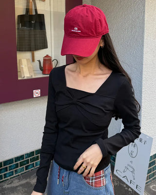 Bust Ribbon Point Square Neck T-Shirt