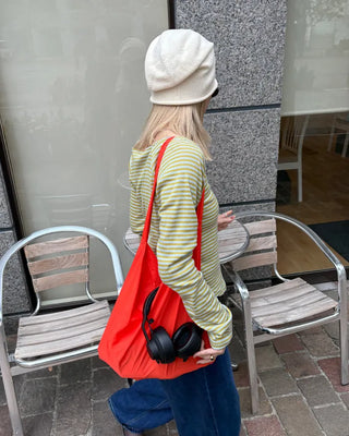 Rolled hem knit beanie