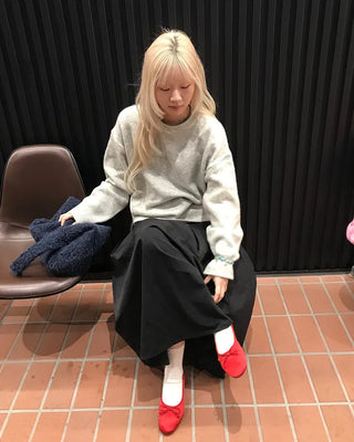 Two-pleated long skirt