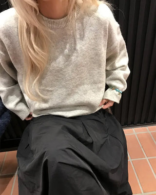 Basic round neck knit