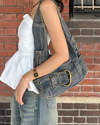 Big belt shoulder bag