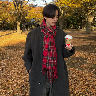 Checkered pattern muffler