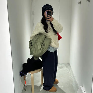 Cable oversized round knit