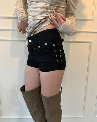 Skull Studded Berry Short Black Pants
