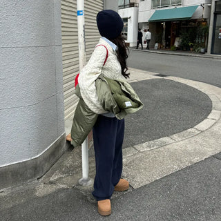 Cable oversized round knit