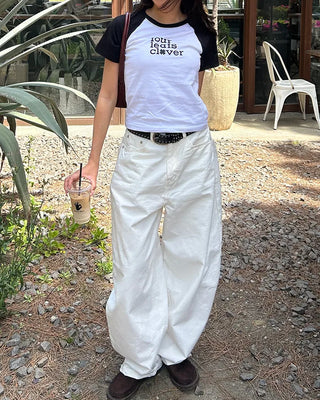 Clover Gravure Cropped Short T-Shirt