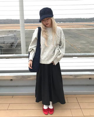 Two-pleated long skirt