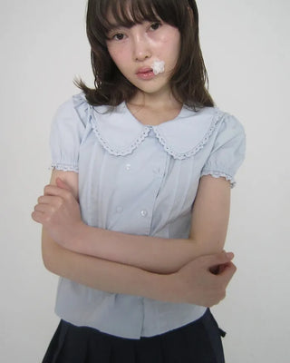 [6th Re-release] (ORIGINAL) Heart Button Lace Puff Blouse