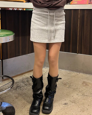 Wide-waisted ribbed sweatshirt mini skirt