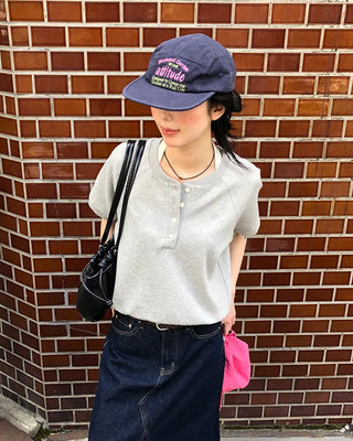 Henley neck short-sleeved sweatshirt