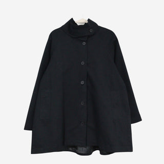 Cape-style half trench coat