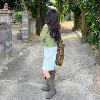 Unique off-shoulder wool knit