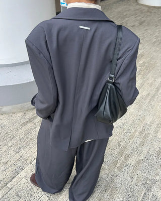 Center dart basic silhouette jacket