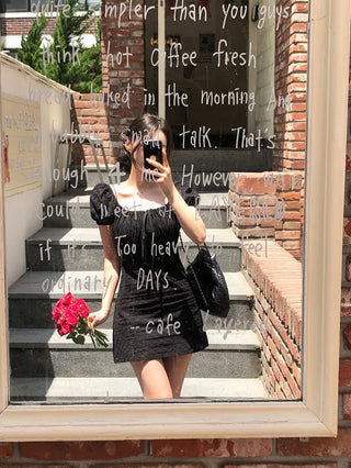 Punching Ribbon Dress