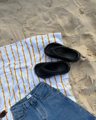 Bold Beach Sandals
