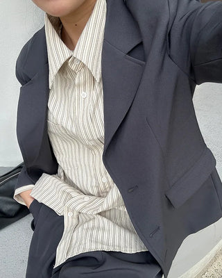 Center dart basic silhouette jacket
