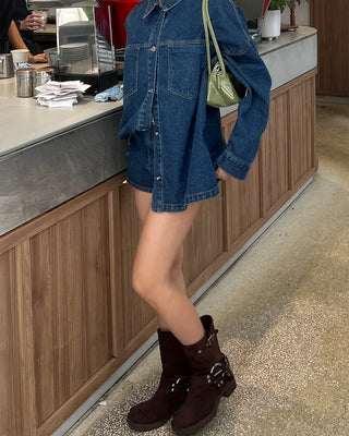 Short denim pants with hip patch pockets